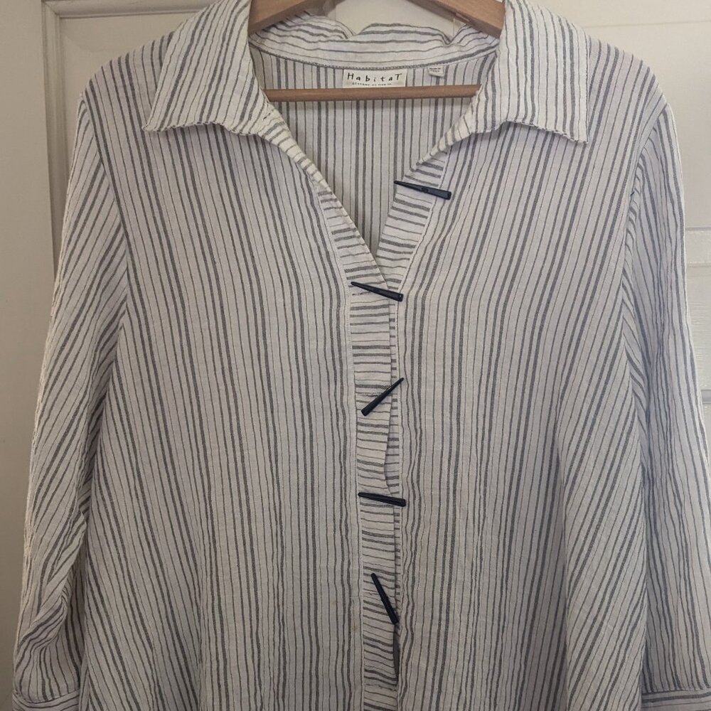 Habitat swing top